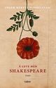 Omslagsbilde:Å leve med Shakespeare : essays