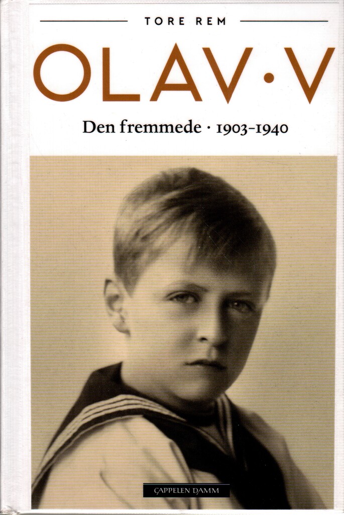 Olav V : den fremmede : 1903-1940