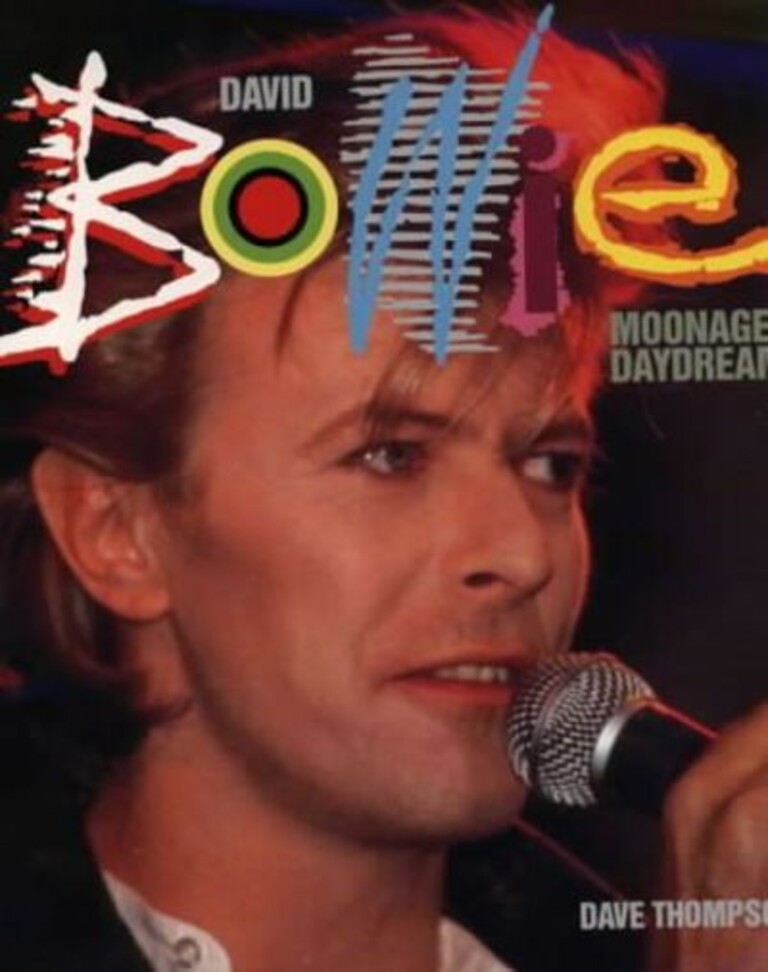 David Bowie : moonage daydream